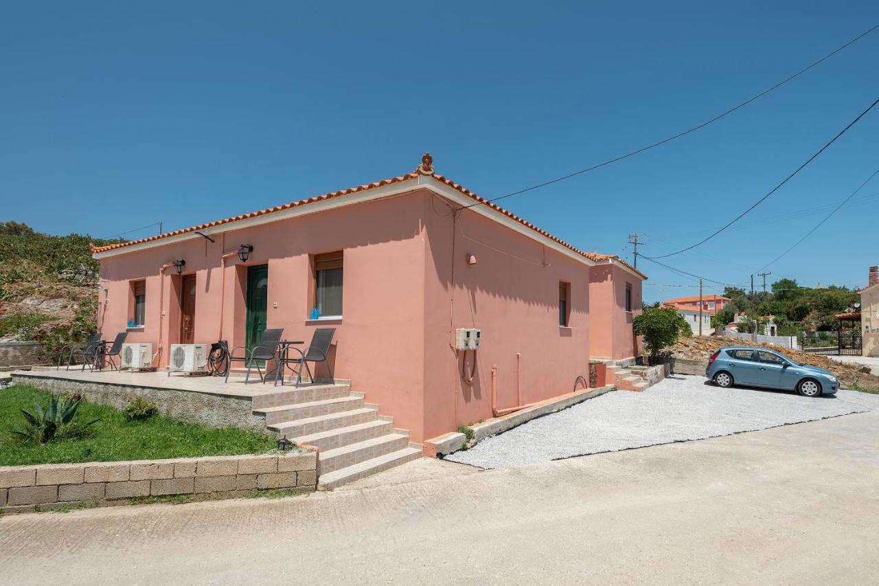 A & K Vacation House Varos Екстер'єр фото