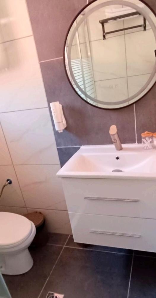 A & K Vacation House Varos Екстер'єр фото